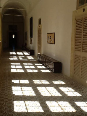 The Carmelite Priory Mdina - Corridor
